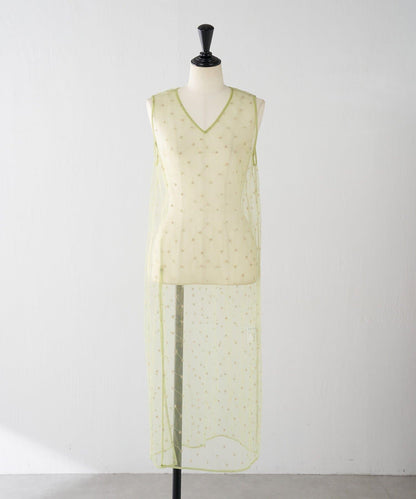 【加分單品】網紗刺繡連衣裙