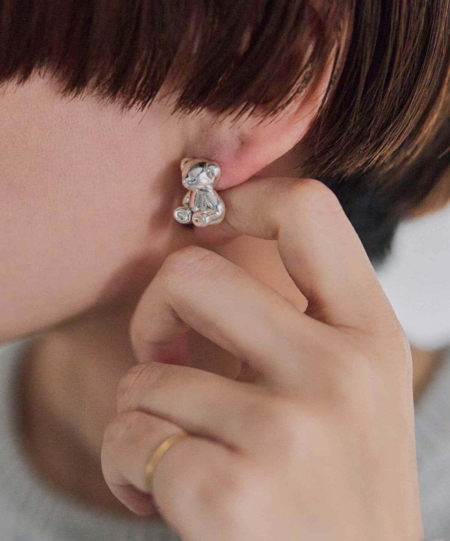 《スターリングシルバー使用》泰迪熊耳環