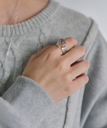 《スターリングシルバー使用》赫基蒙鑽石戒指