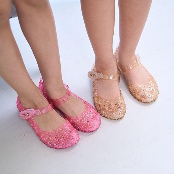 透明亮片橡膠單帶鞋