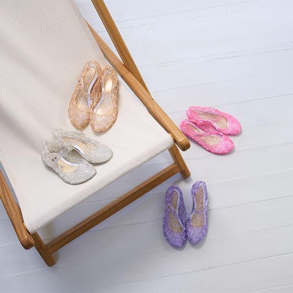 透明亮片橡膠單帶鞋