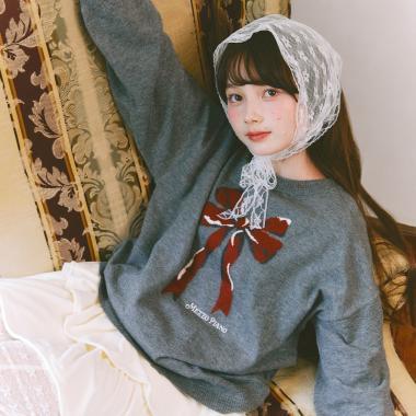 寬鬆蝴蝶結針織衫