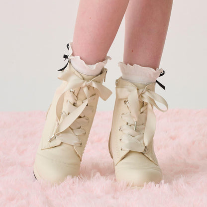 緞面蝴蝶結波浪邊短靴