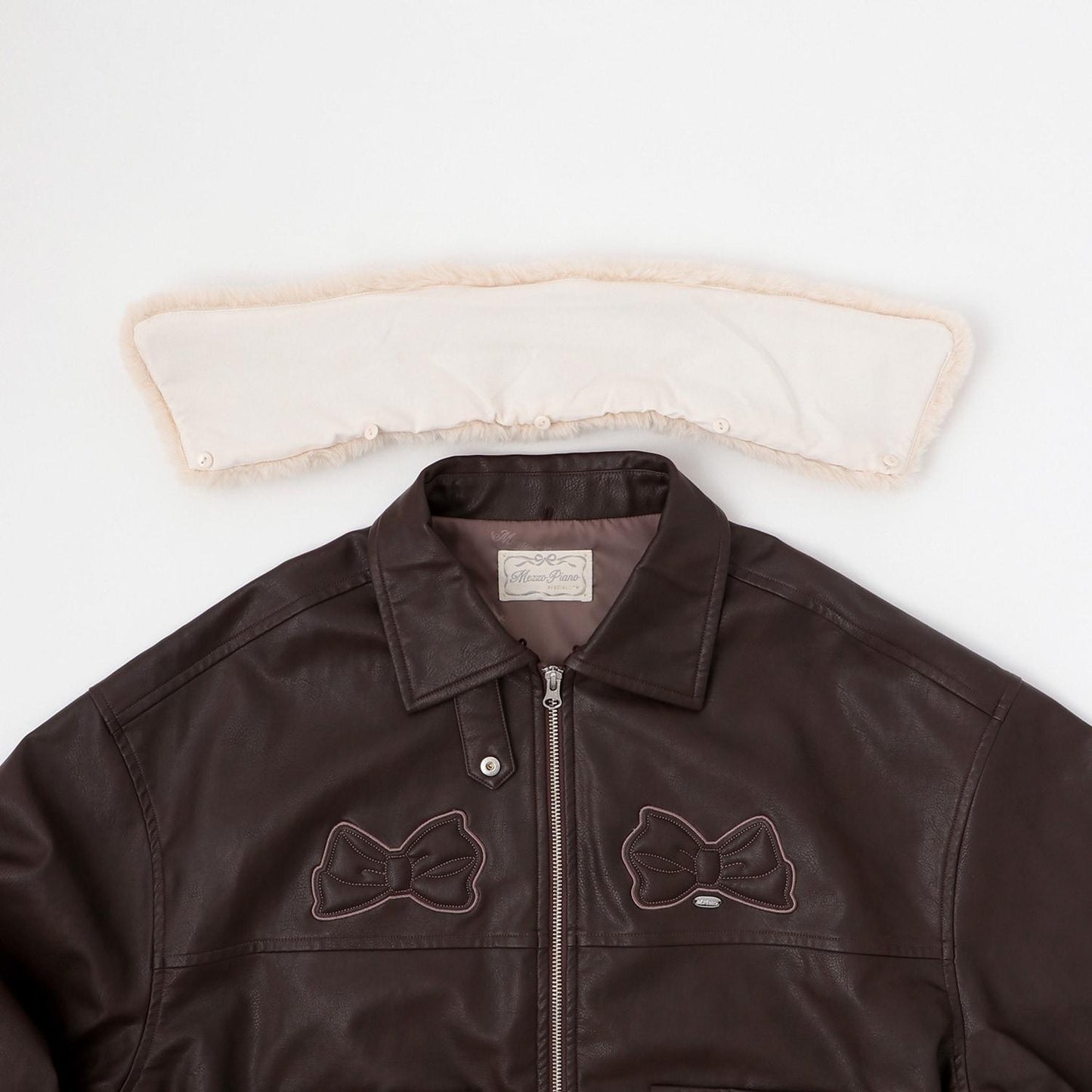 蝴蝶結貼飾仿皮夾克（配仿毛領）