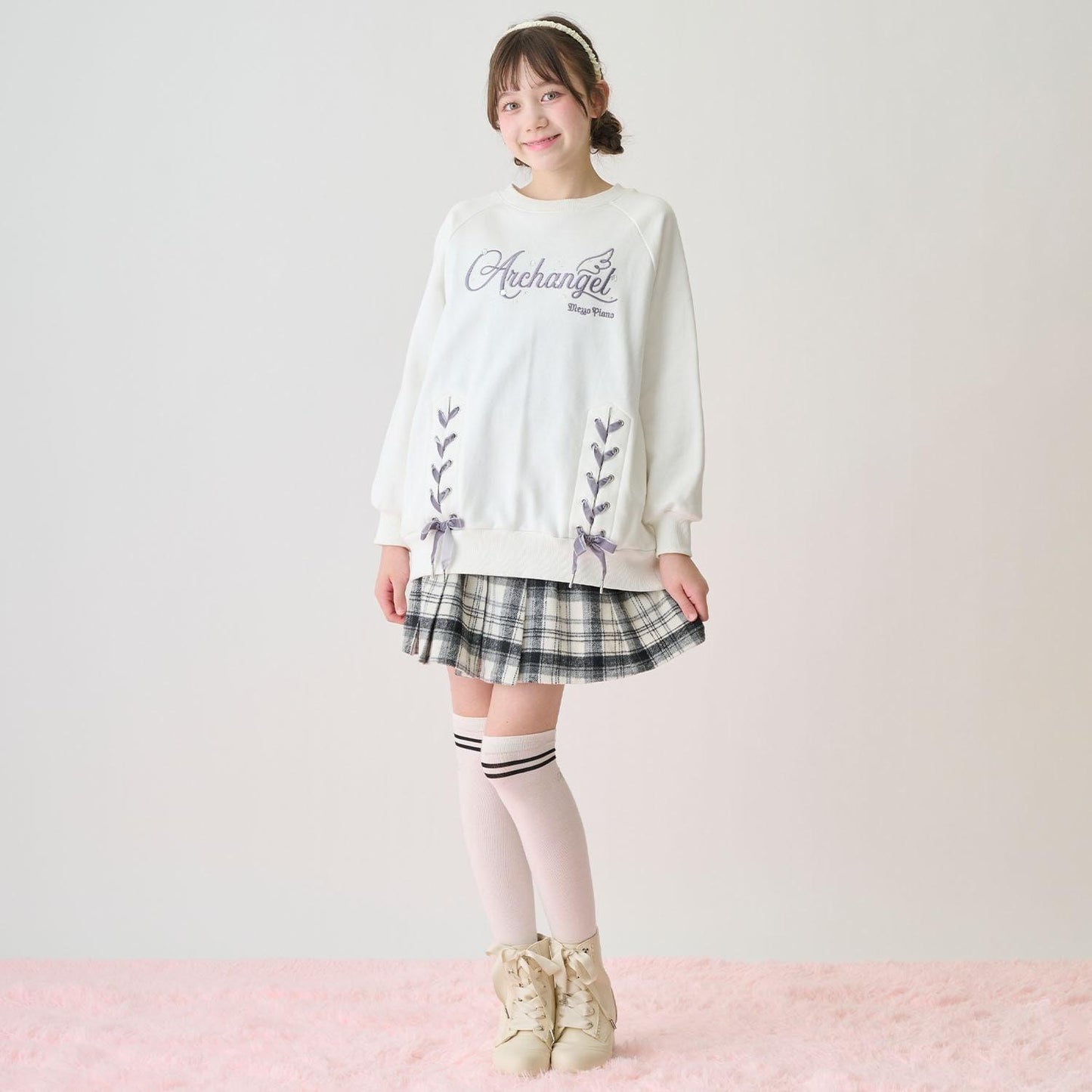 緞面蝴蝶結波浪邊短靴