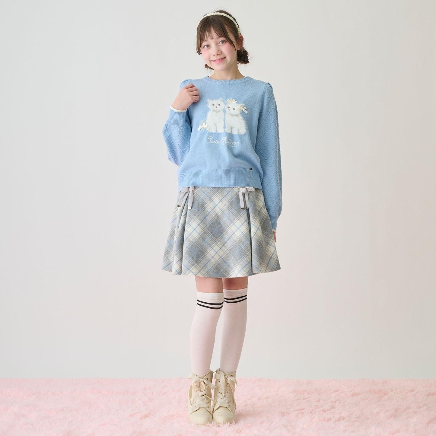 緞面蝴蝶結波浪邊短靴