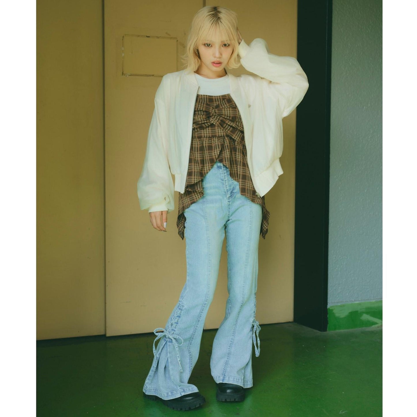 帶內襯不對稱下襬格紋吊帶背心