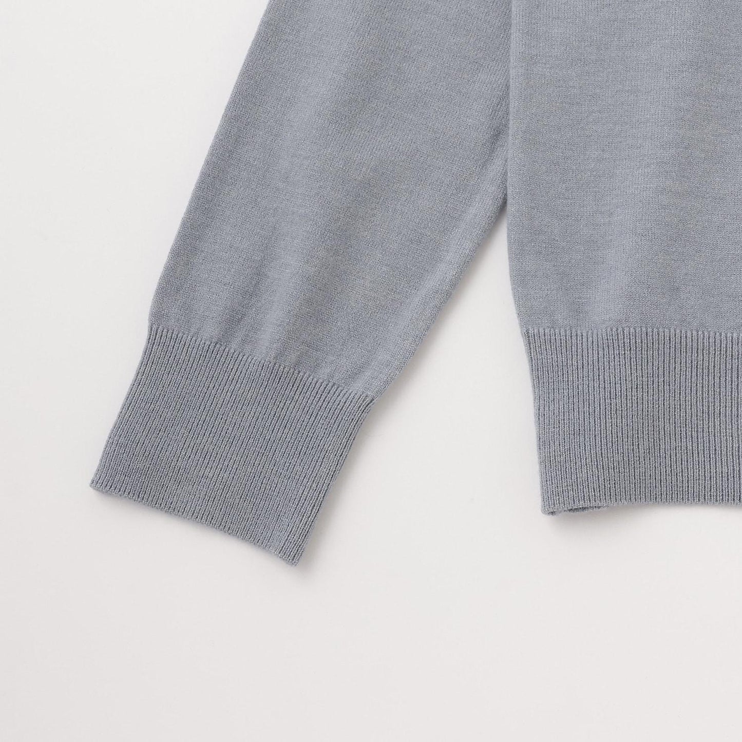 蝴蝶結領針織衫