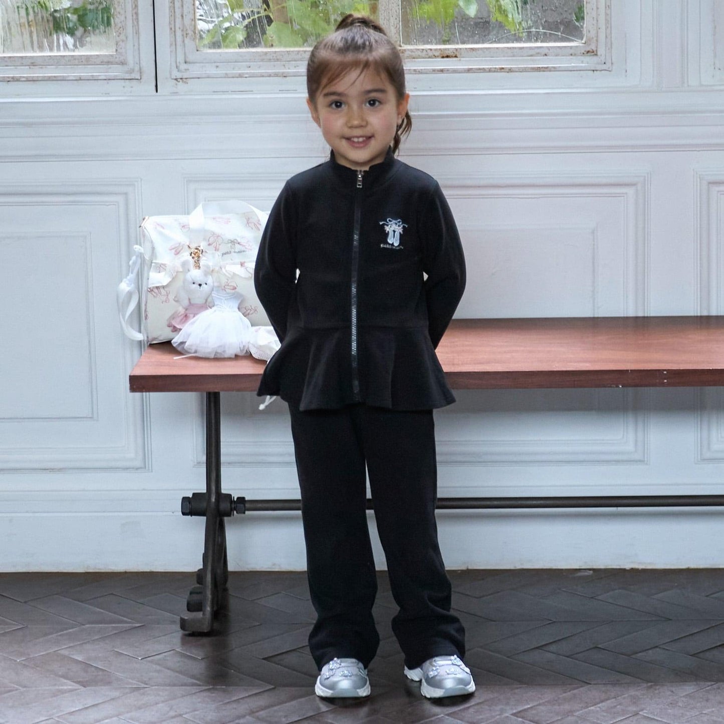 【芭蕾】荷葉邊拉鍊上衣長褲套裝