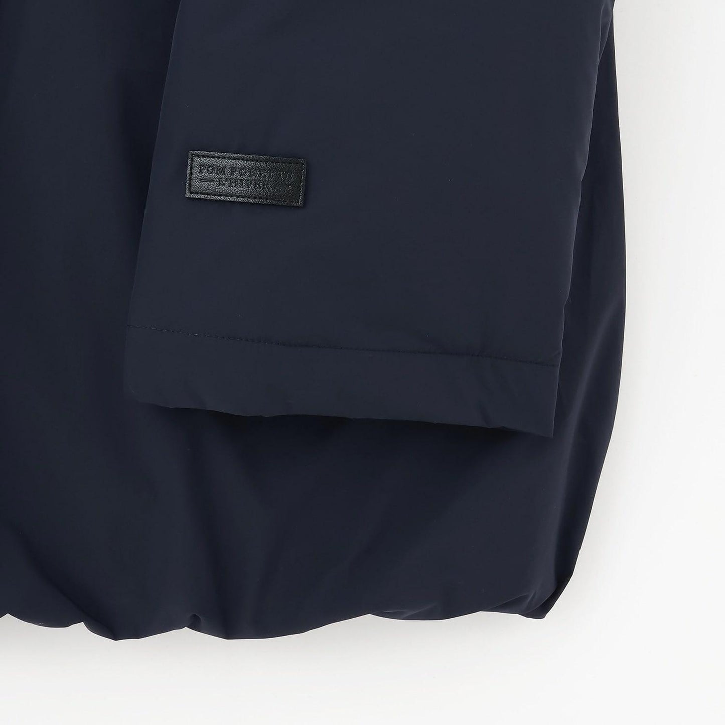 【防潑水】纖維中棉夾層牛角扣大衣