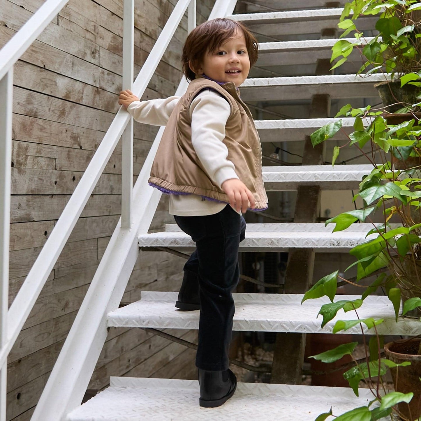 純色×羊羔絨雙面穿馬甲