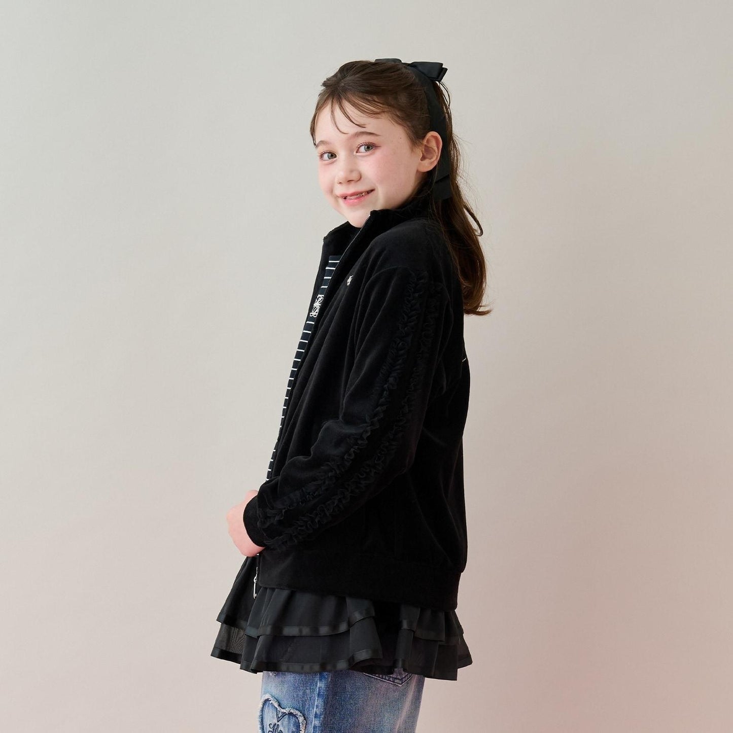 網紗荷葉邊天鵝絨夾克