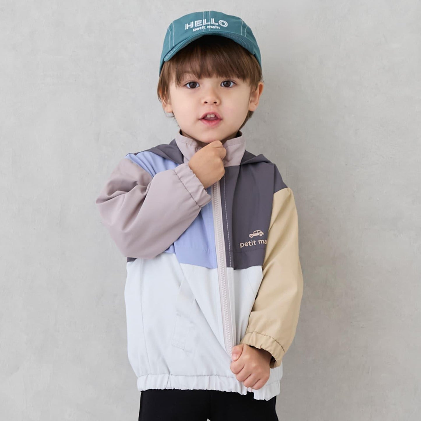 【防潑水加工】拼接款防風外套