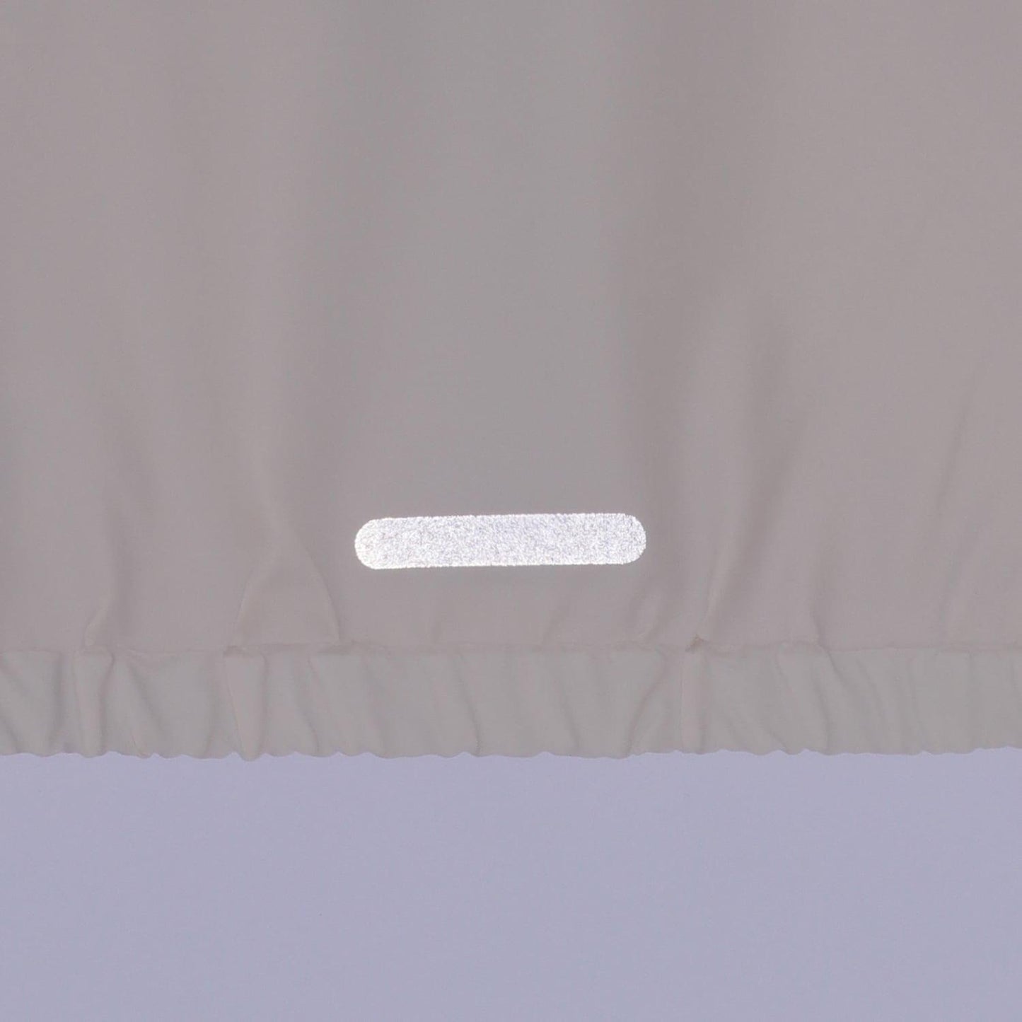 【防潑水加工】拼接款防風外套