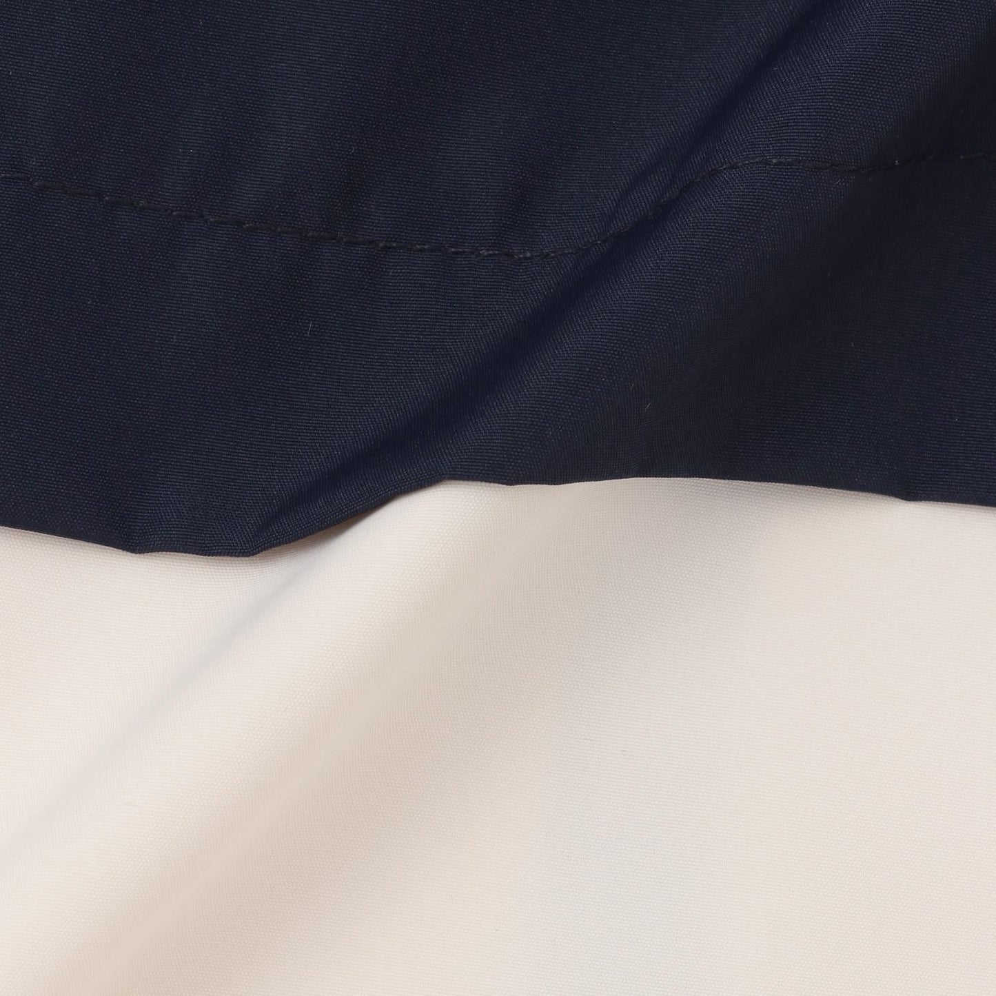 【防潑水加工】拼接款防風外套