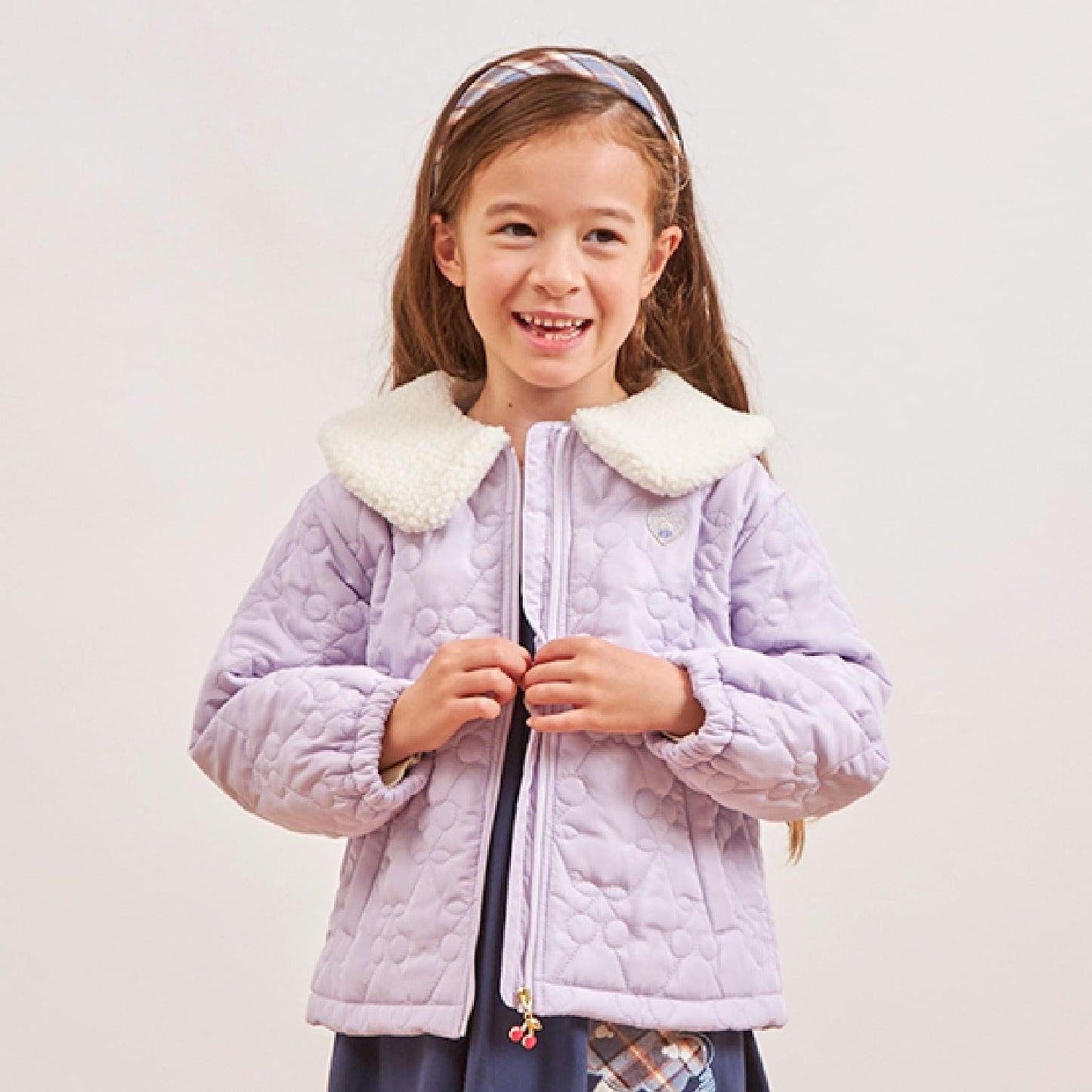 羊羔絨領櫻桃絎縫塔夫綢夾克