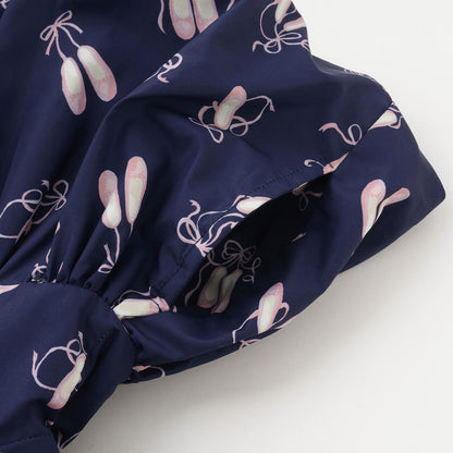 【防潑水處理】荷葉邊短款風衣