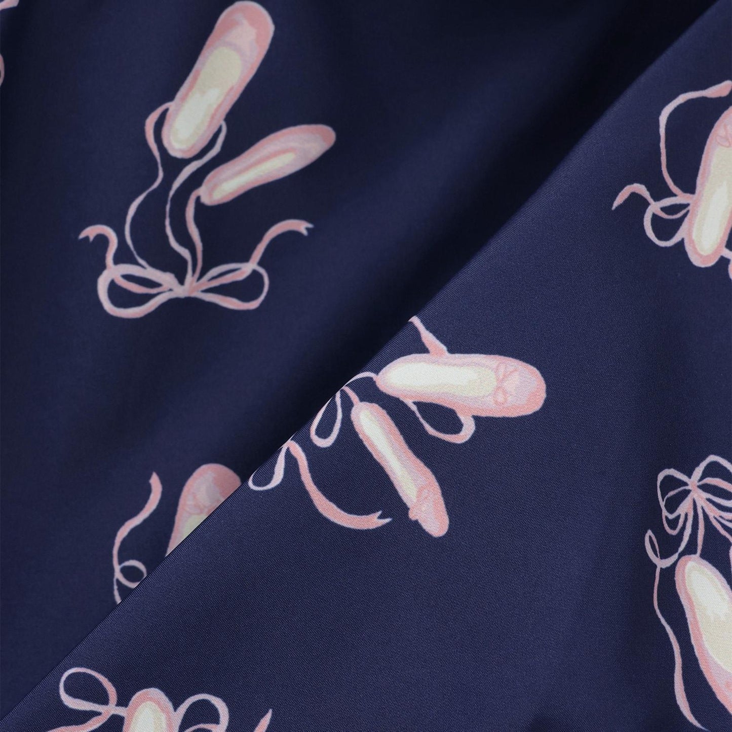 【防潑水處理】荷葉邊短款風衣