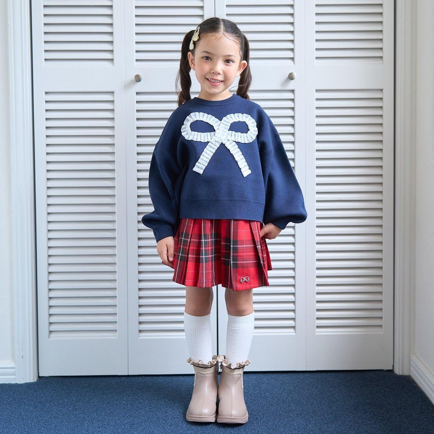 【像棉花糖般的穿著感】【可機洗】愛心蝴蝶結拼接圖案毛衣