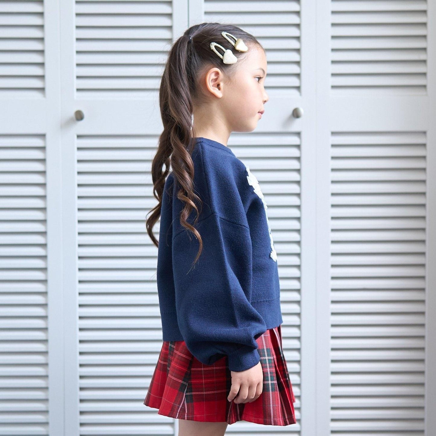 【像棉花糖般的穿著感】【可機洗】愛心蝴蝶結拼接圖案毛衣