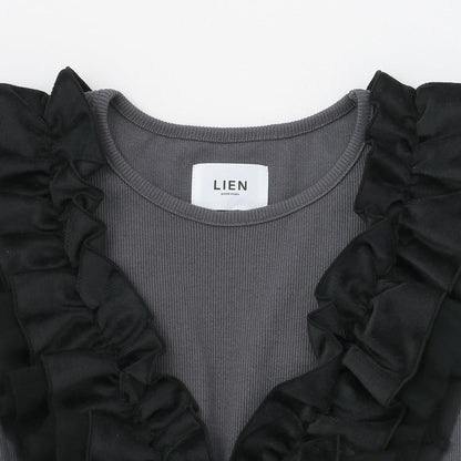 【リンク】拼接荷葉邊長款上衣