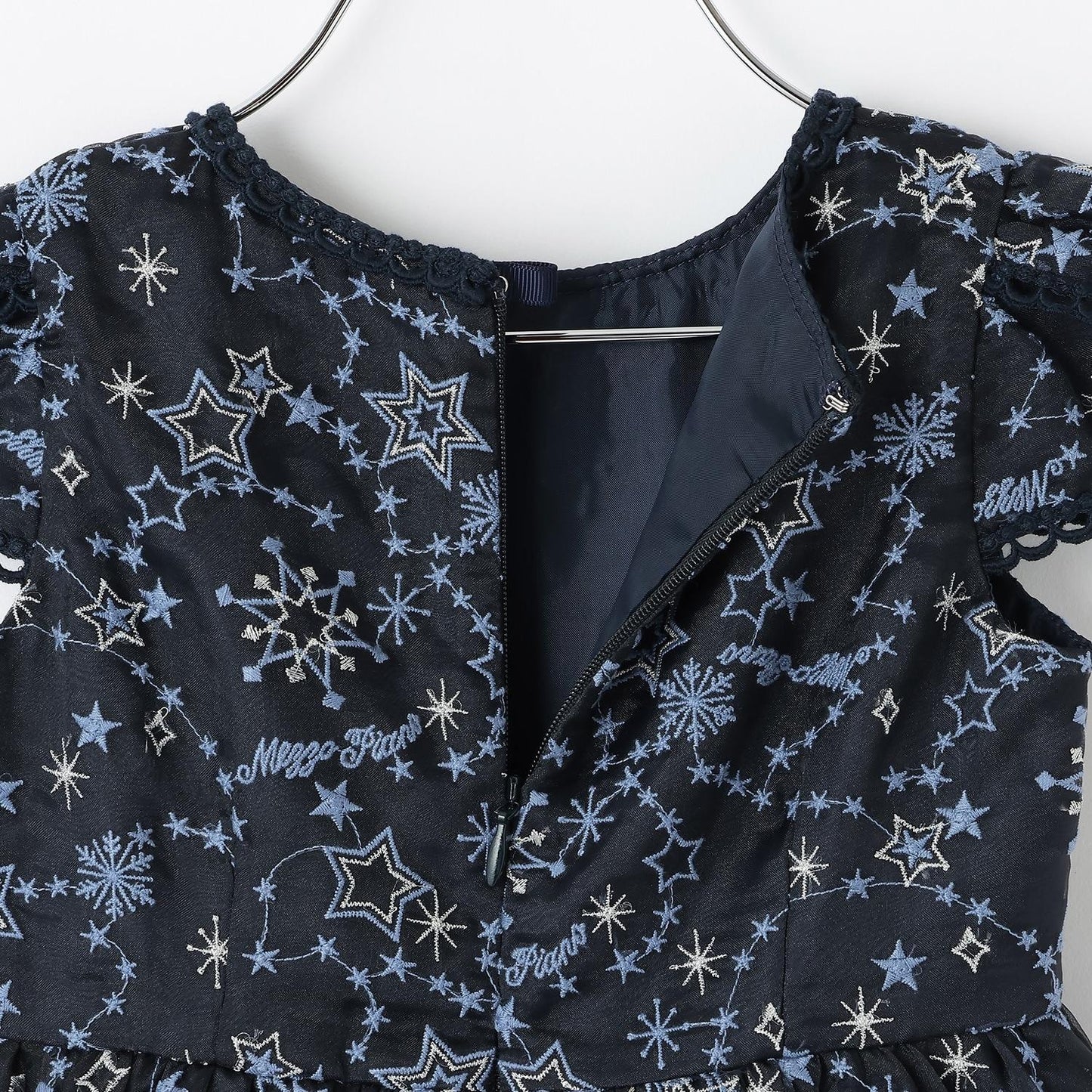 閃亮星星刺繡連衣裙