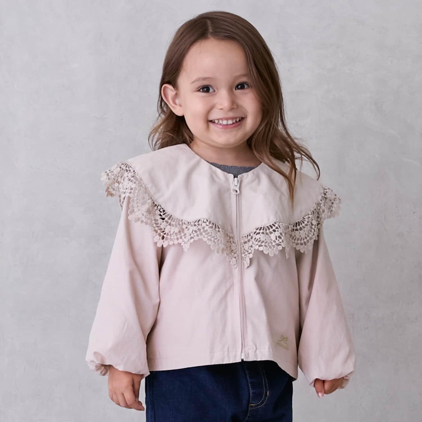 荷葉邊防風外套