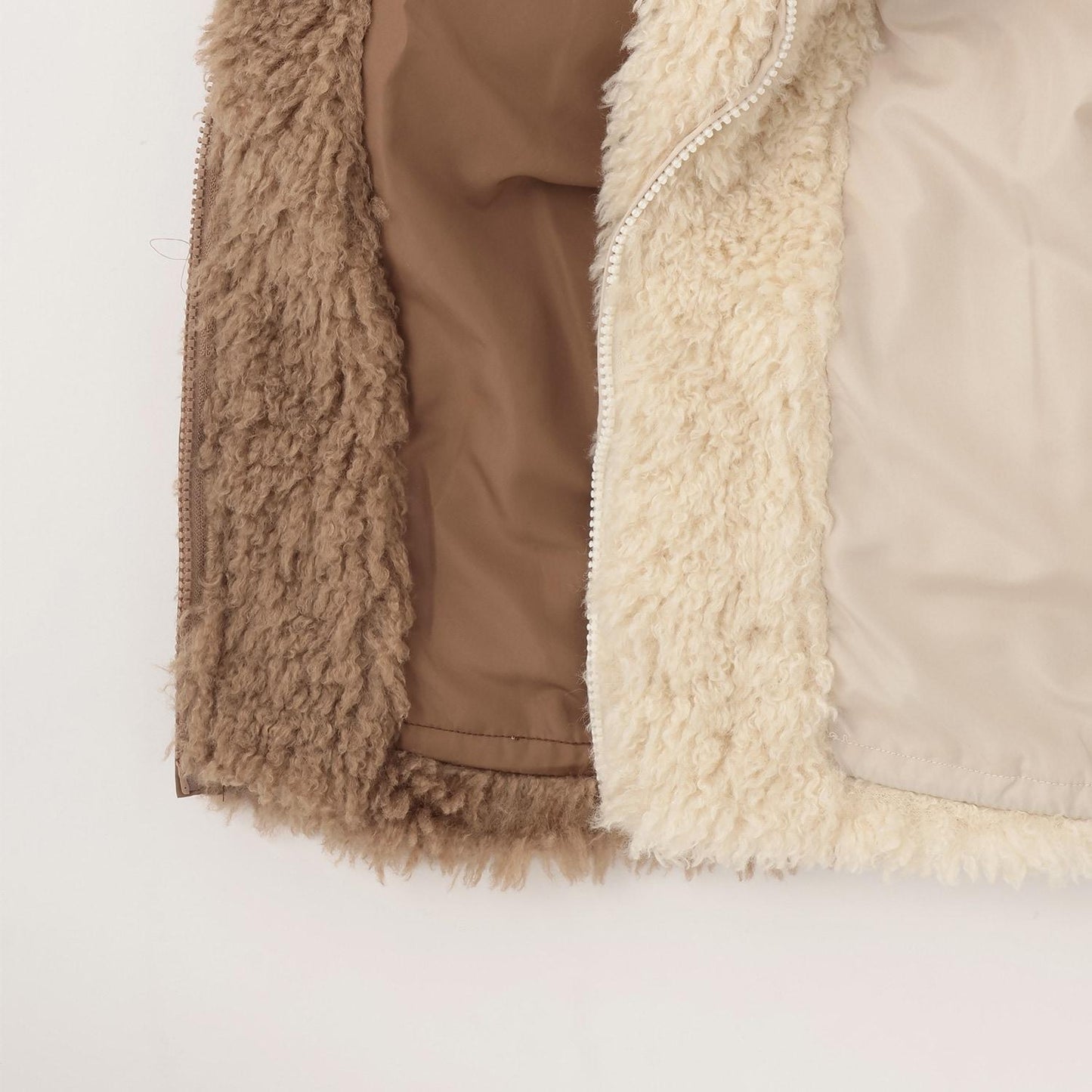 蝴蝶結點綴毛絨外套