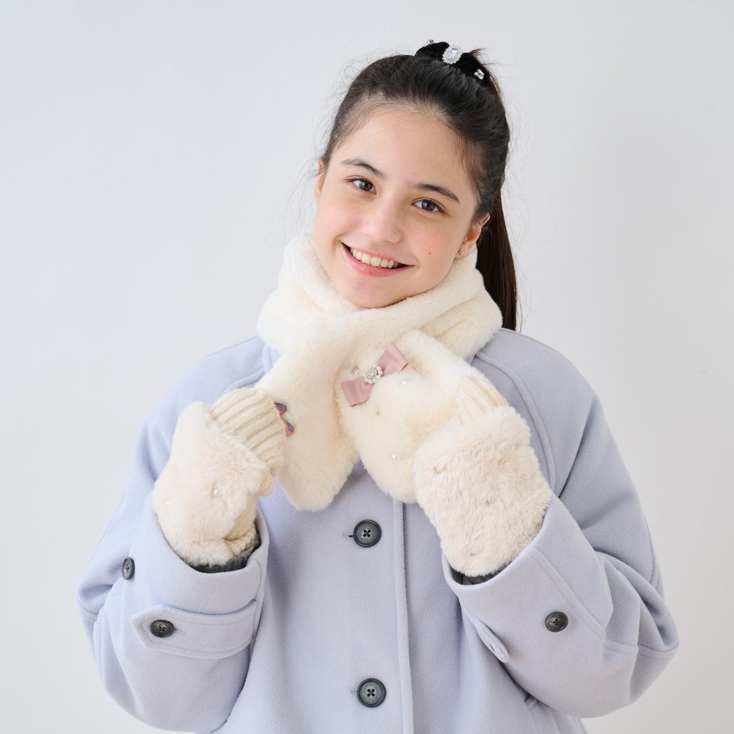 珍珠裝飾仿皮草領巾