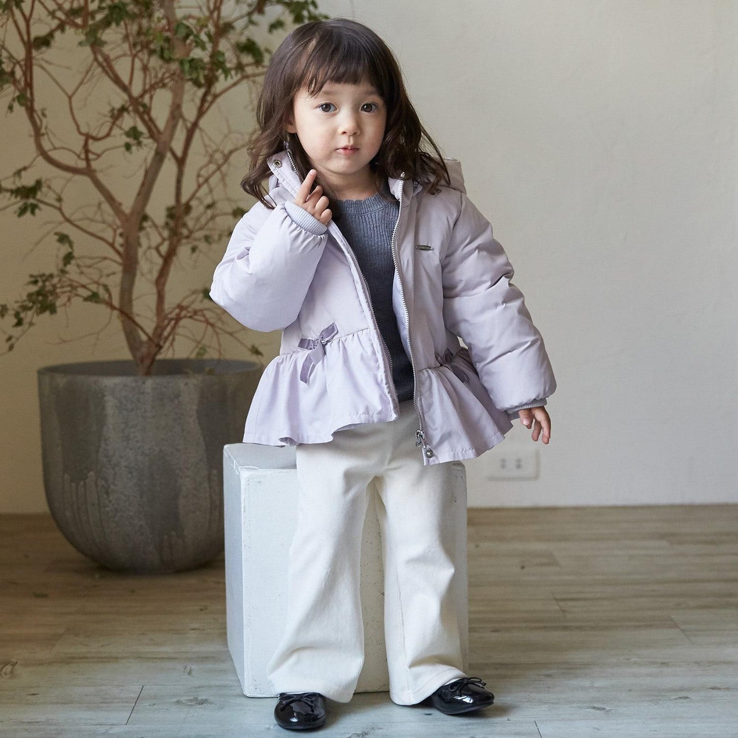 荷葉邊羽絨夾克