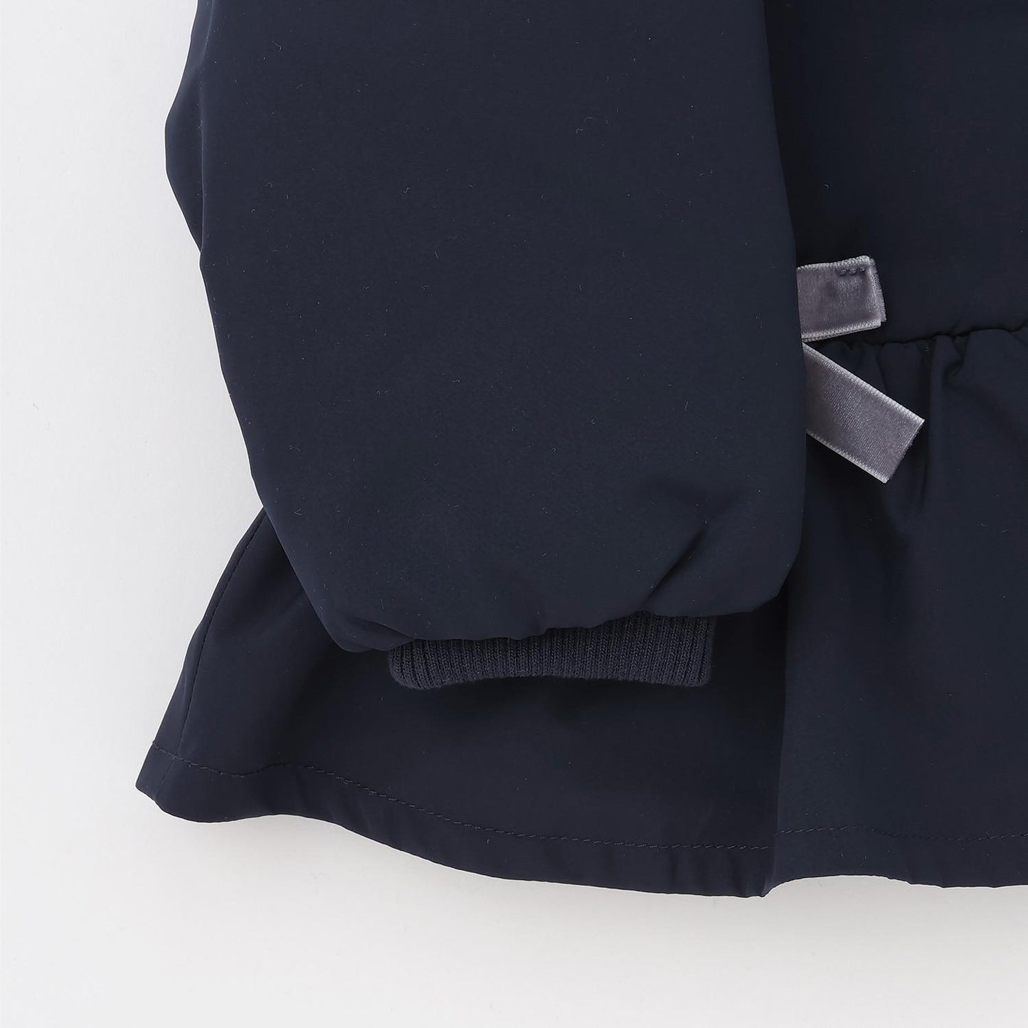 荷葉邊羽絨夾克