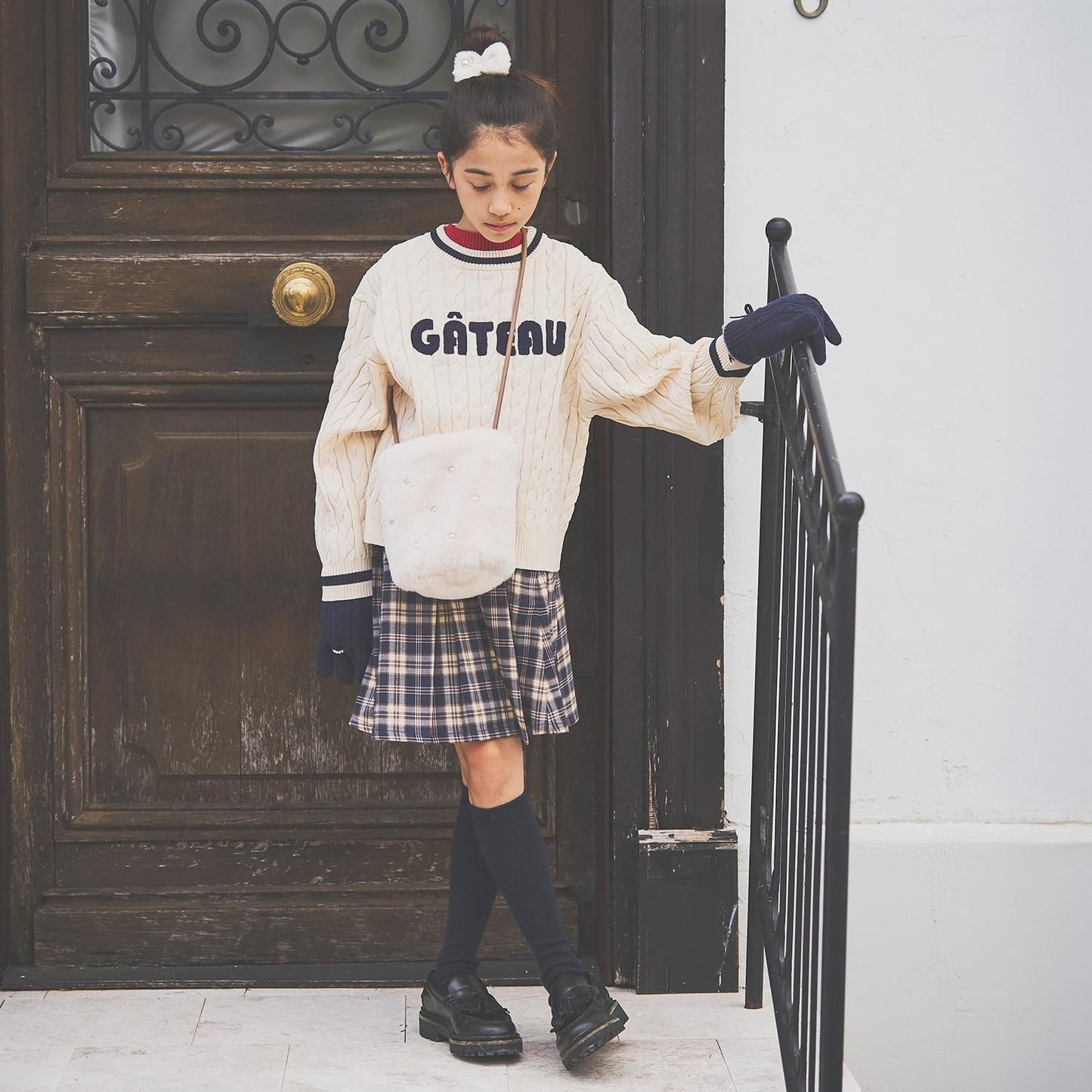 【130cm可選】繡花標誌麻花針織衫