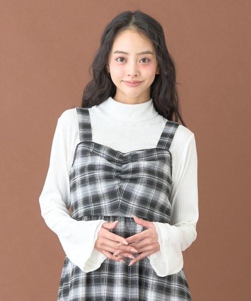 蕾絲袖內搭上衣【韓國時尚】