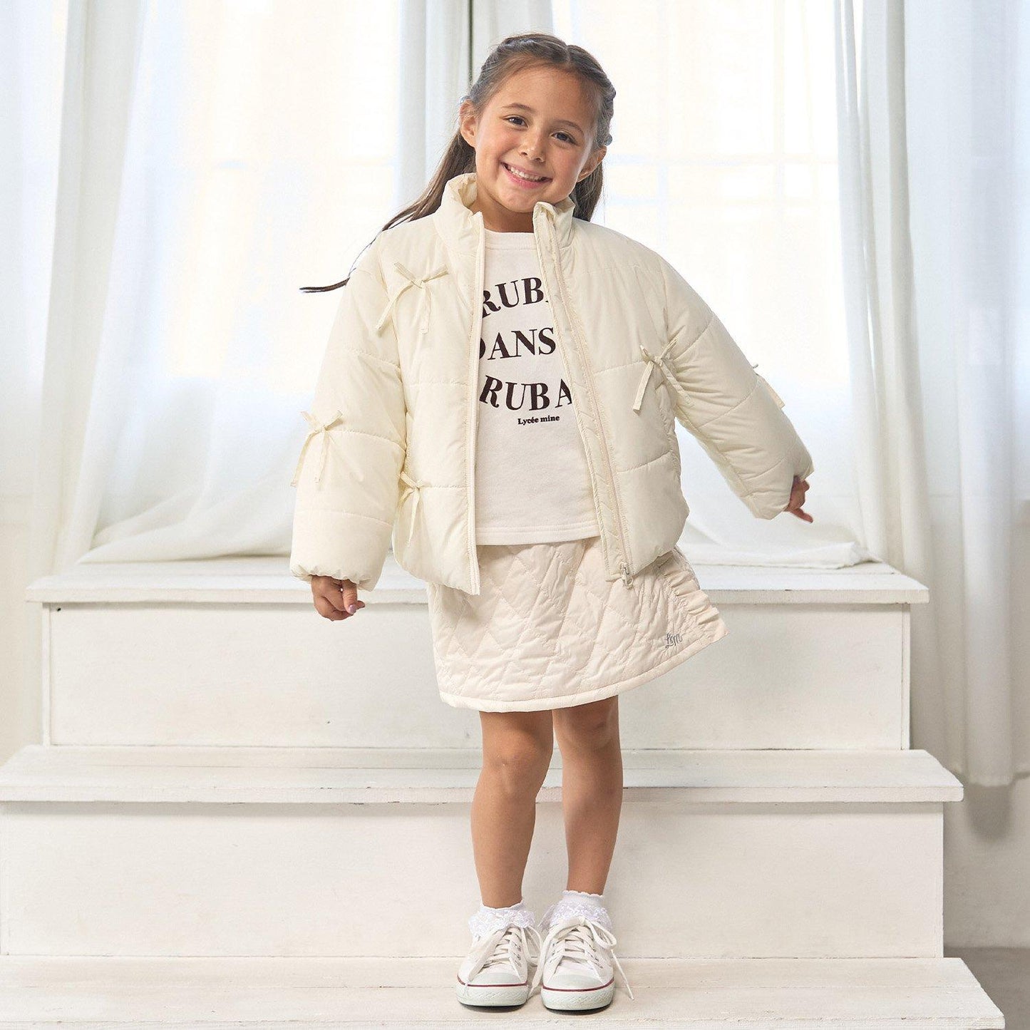 帶蝴蝶結羽絨夾克