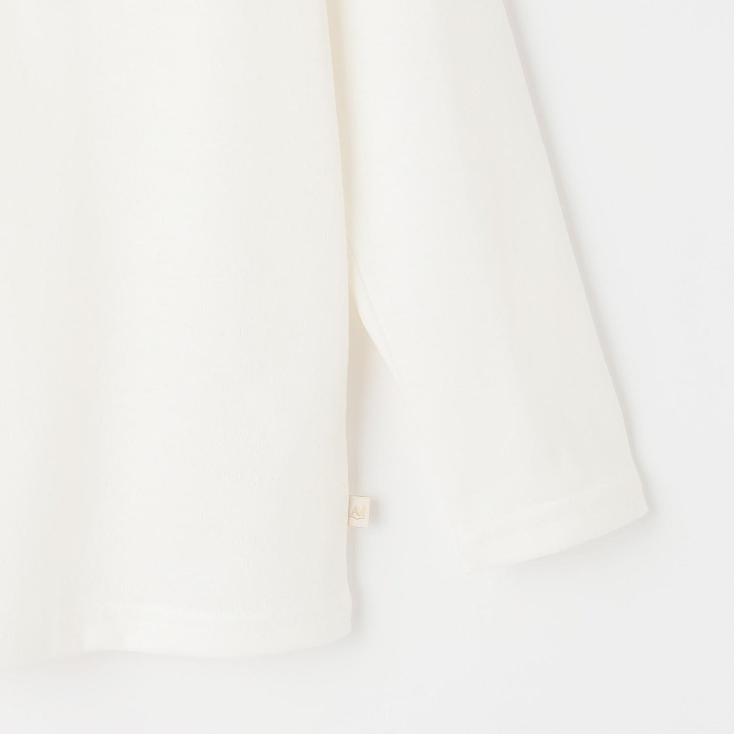 V領貓咪絨毛針織衫×T恤套裝