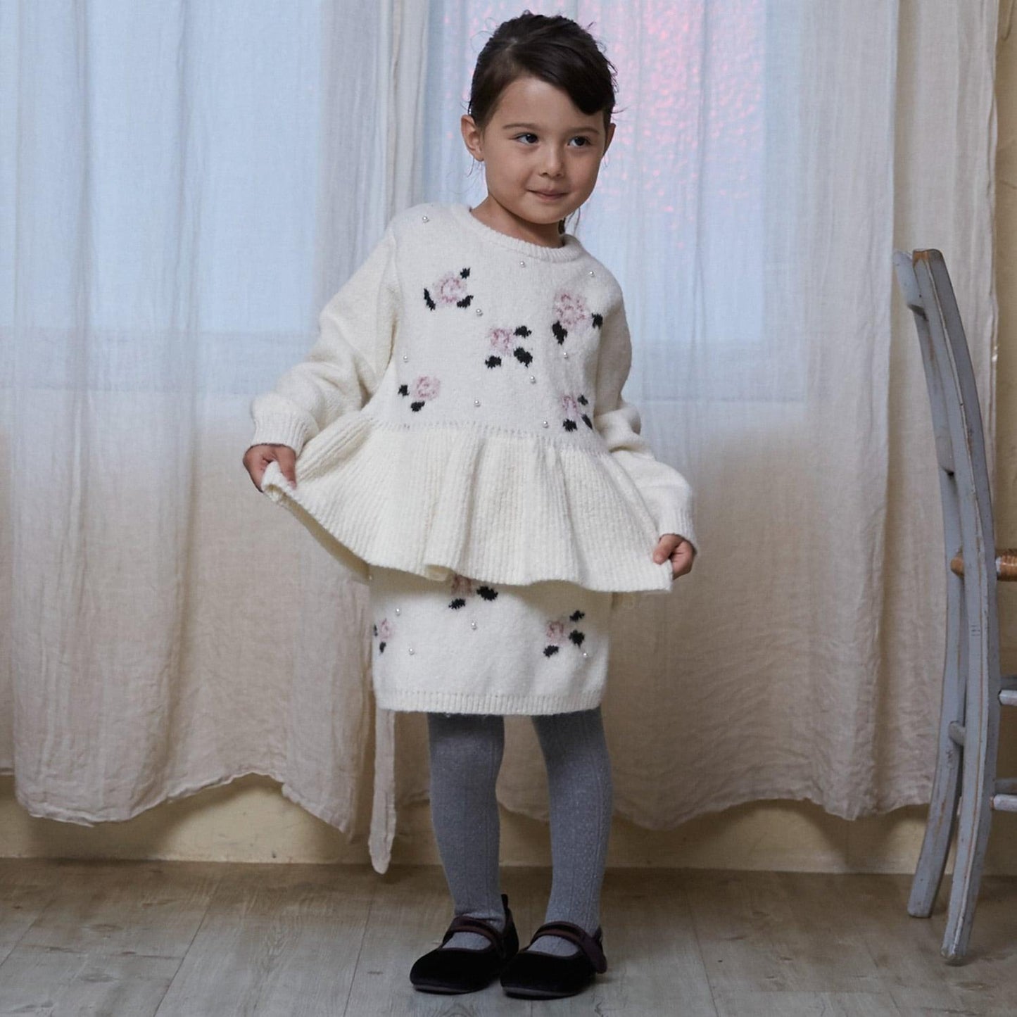 【柔軟蓬鬆/連結】花朵珍珠針織衫<可搭配套裝>