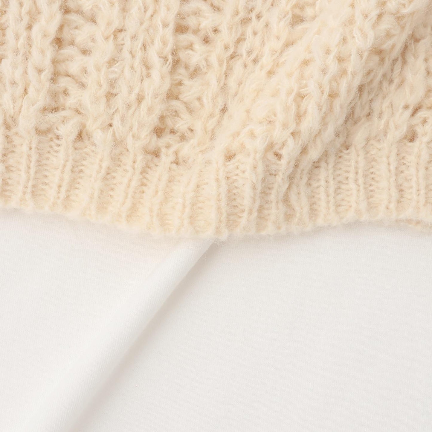 【AMI】鏤空針織套頭衫×T恤套裝