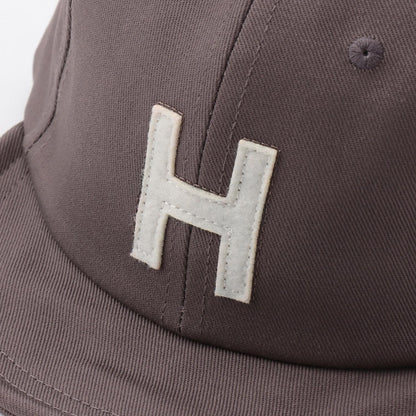 字母標誌棒球帽