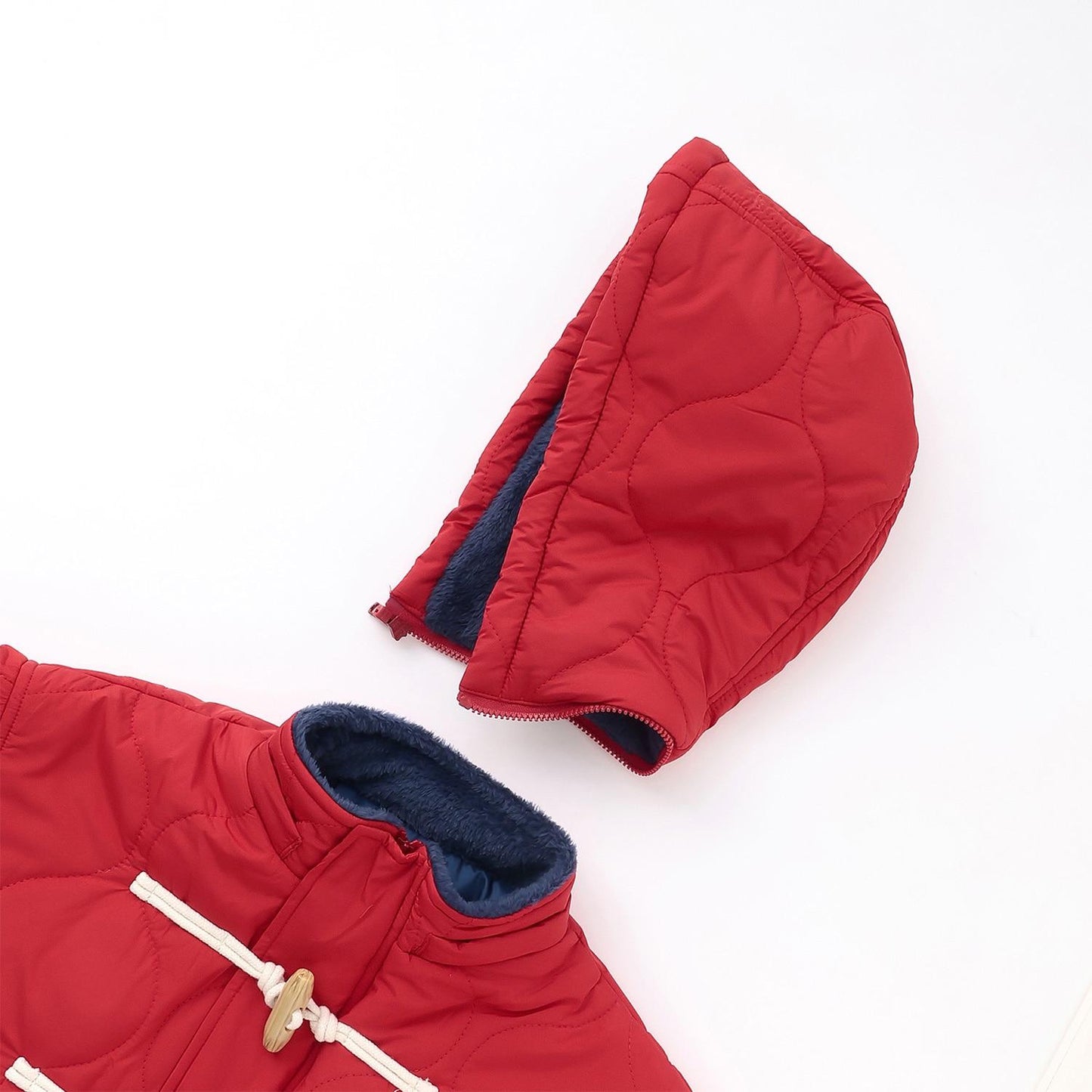 菱格絎縫牛角扣大衣