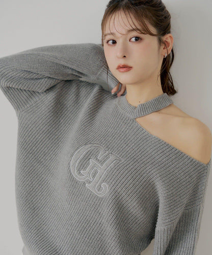 肩部開叉一字肩針織衫