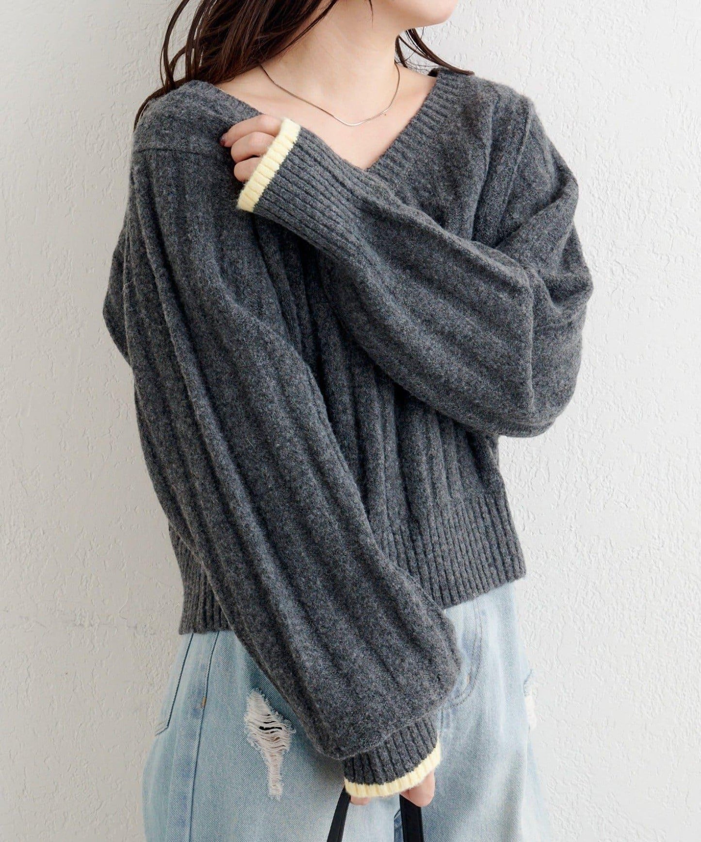 B 寬鬆羅紋針織套頭衫