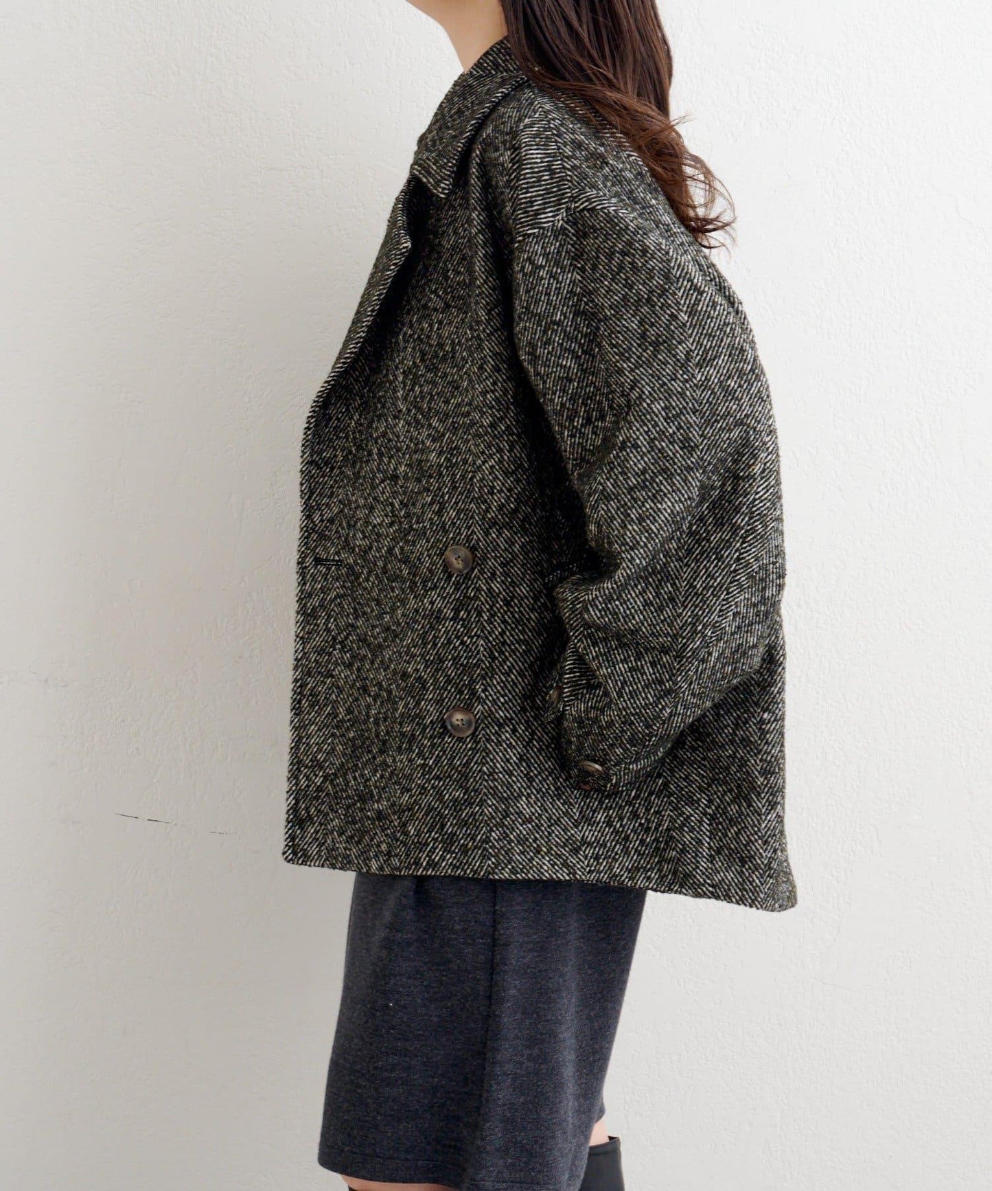 B 繭型西裝領大衣