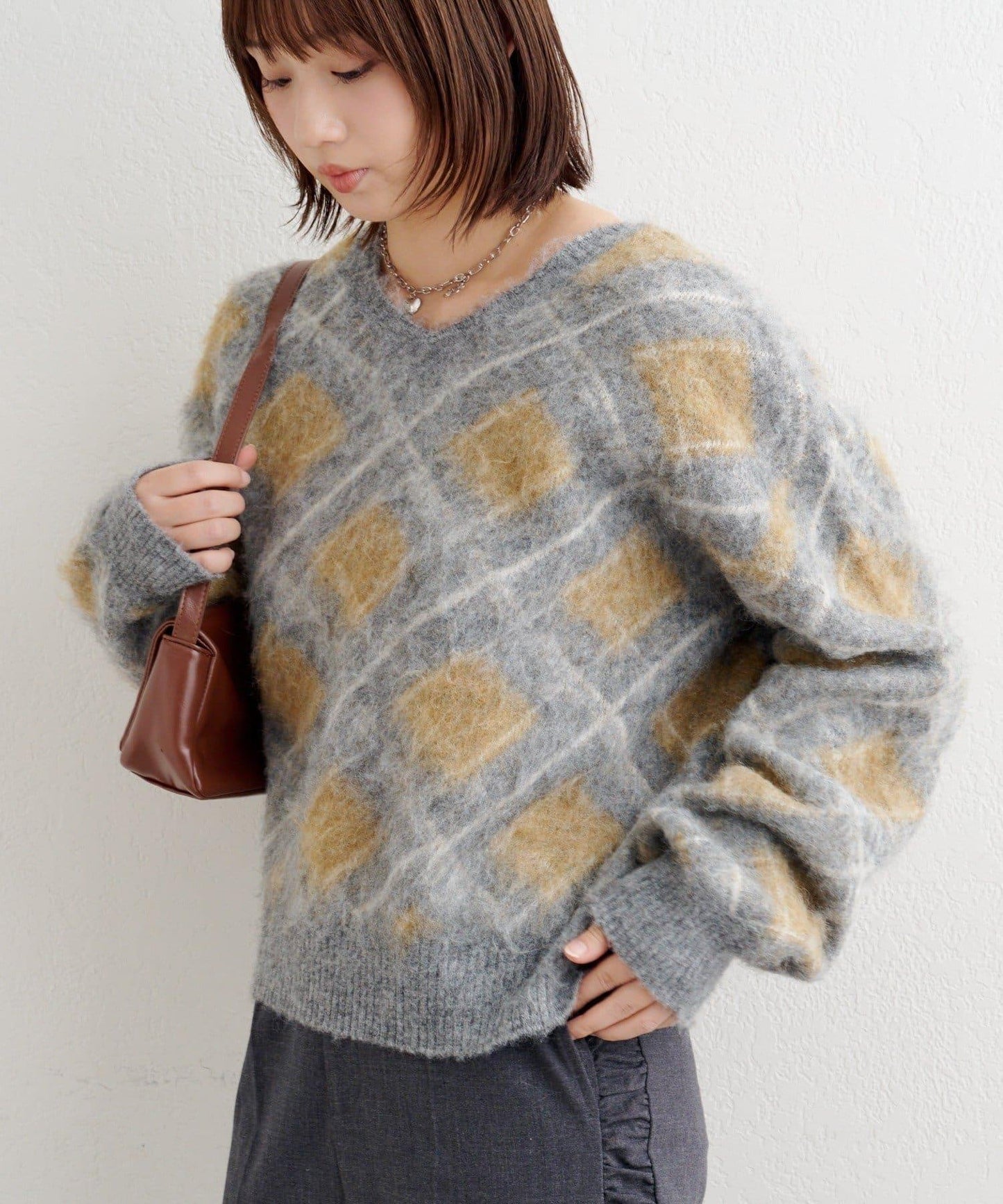 B 菱格針織套頭衫