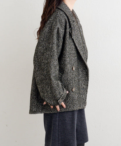 B 繭型西裝領大衣