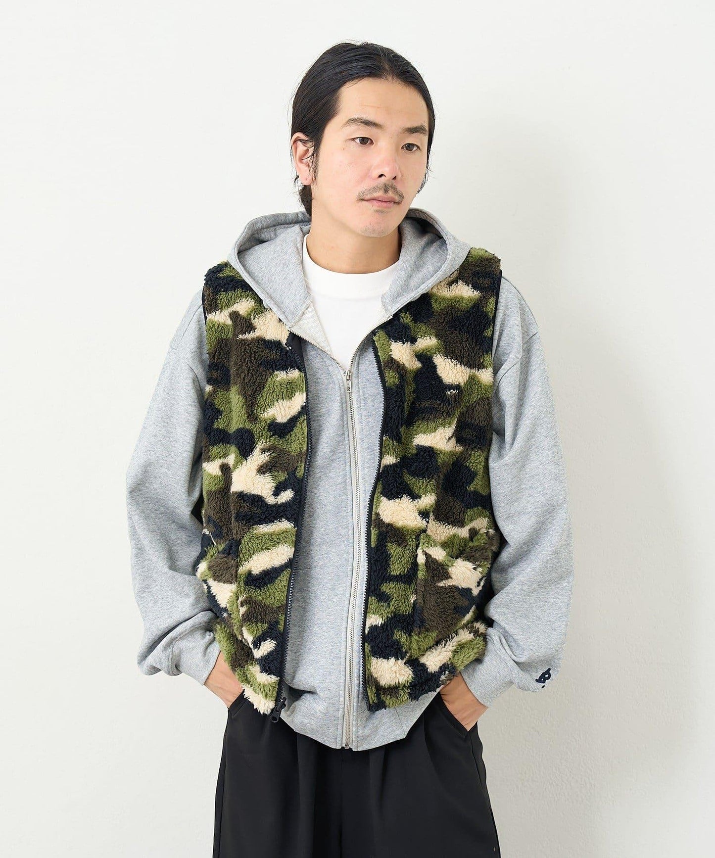 【男女同款】BM 羊羔絨可雙面穿馬甲