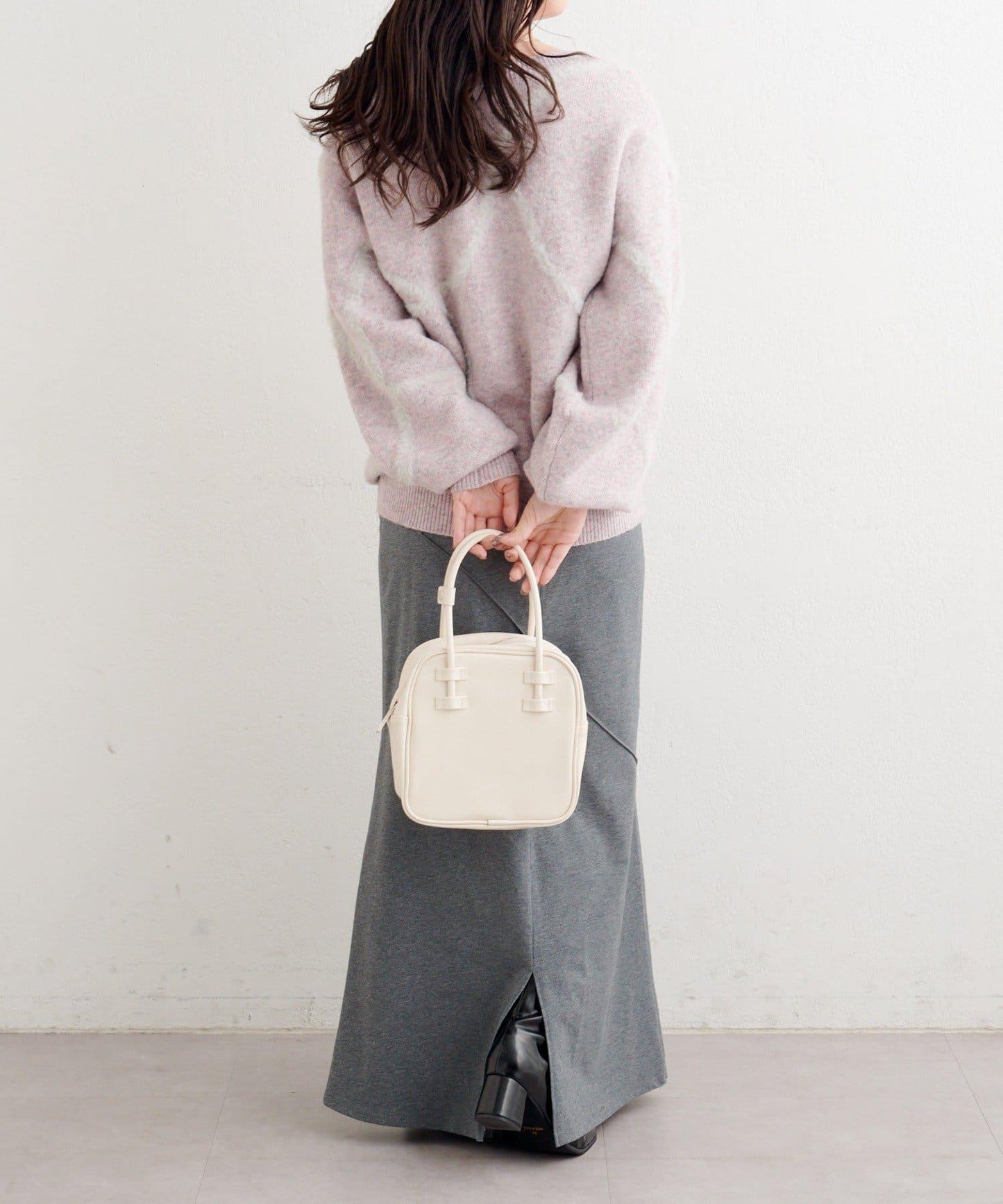 B 長毛線條針織套頭衫