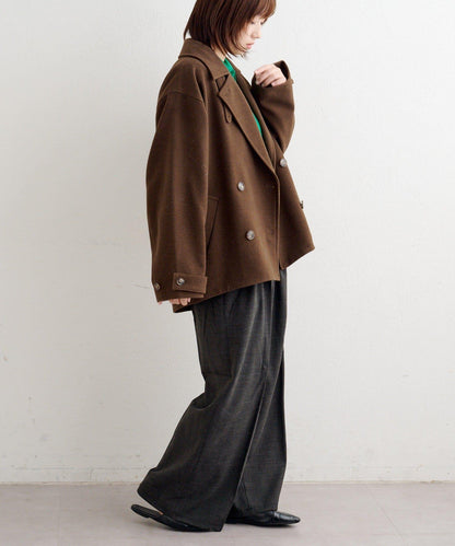 B 繭型西裝領大衣