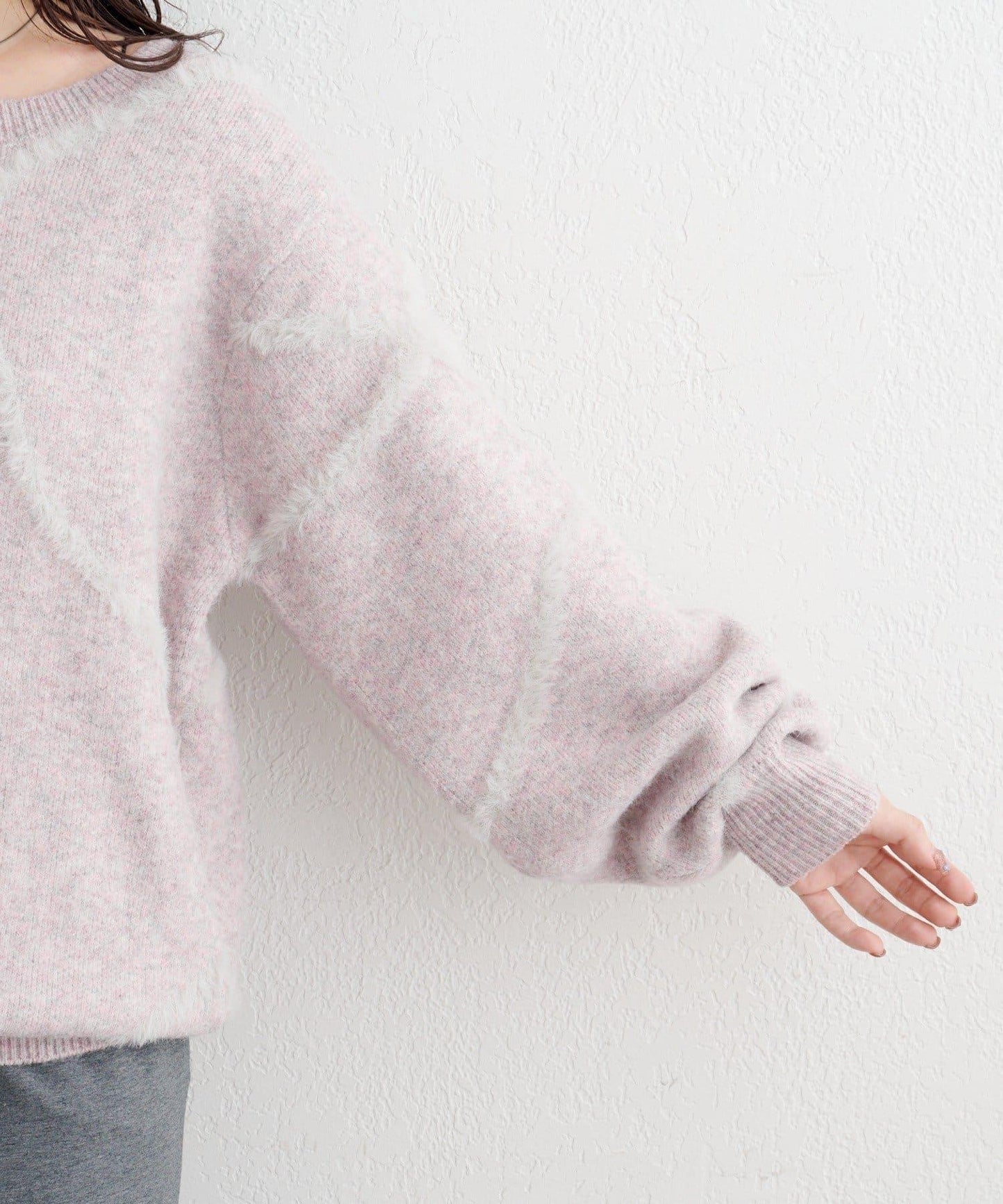 B 長毛線條針織套頭衫