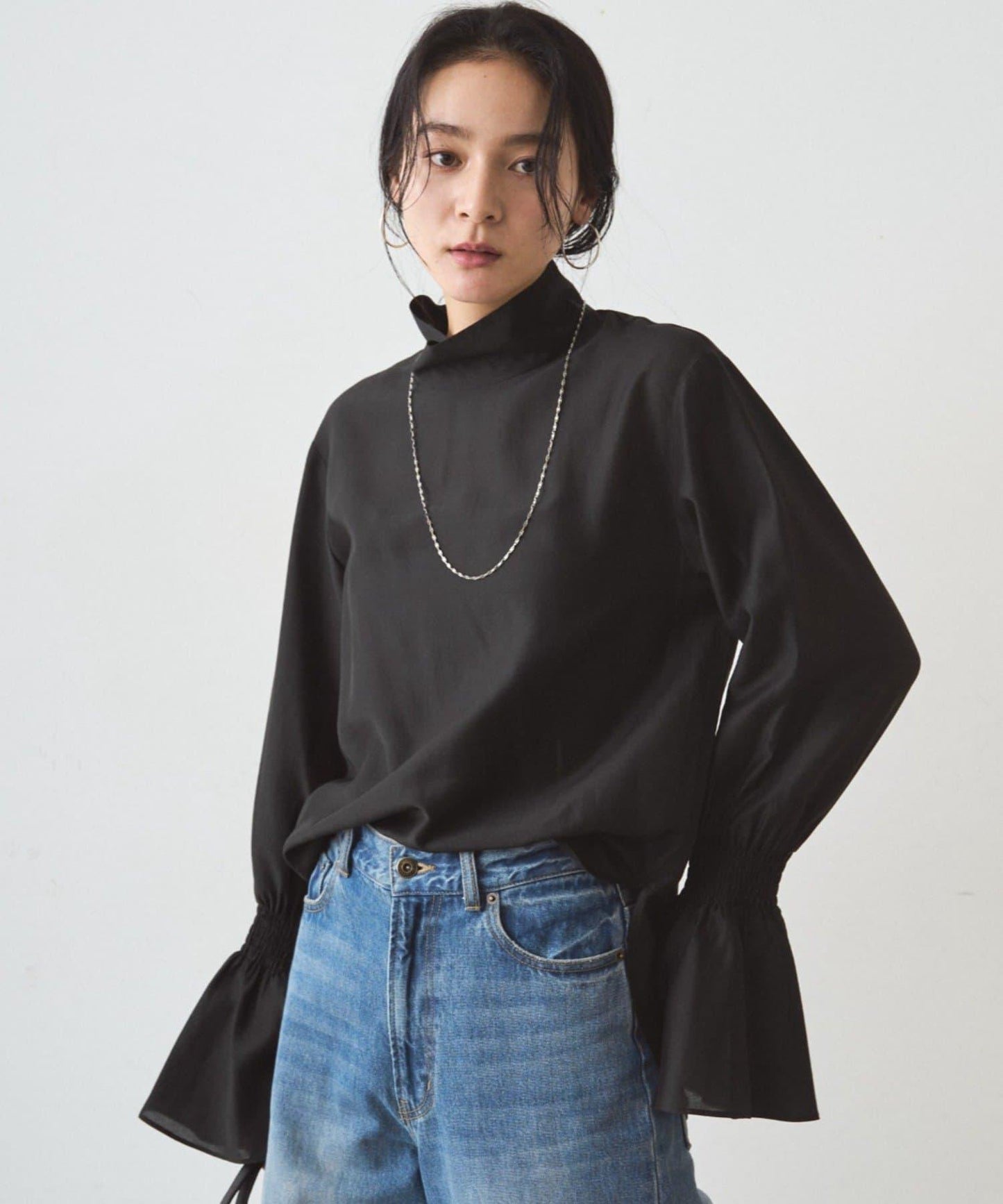 透視高領襯衫