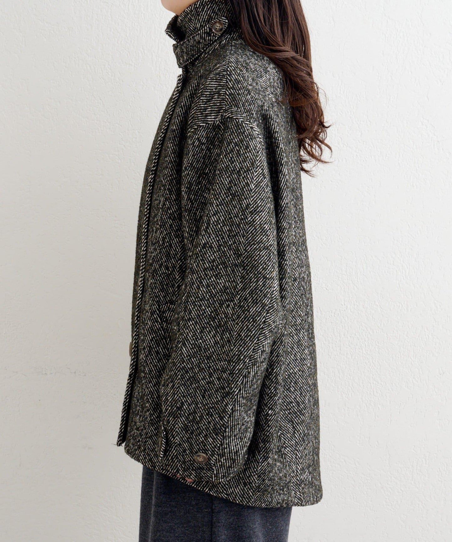 B 繭型西裝領大衣